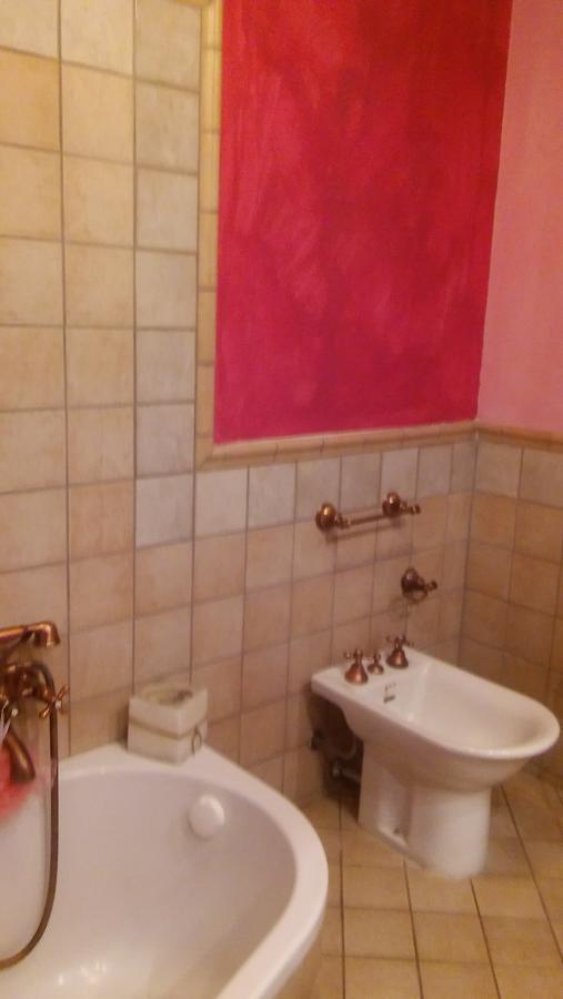 B&B Pinkhouse ミラッツォ エクステリア 写真