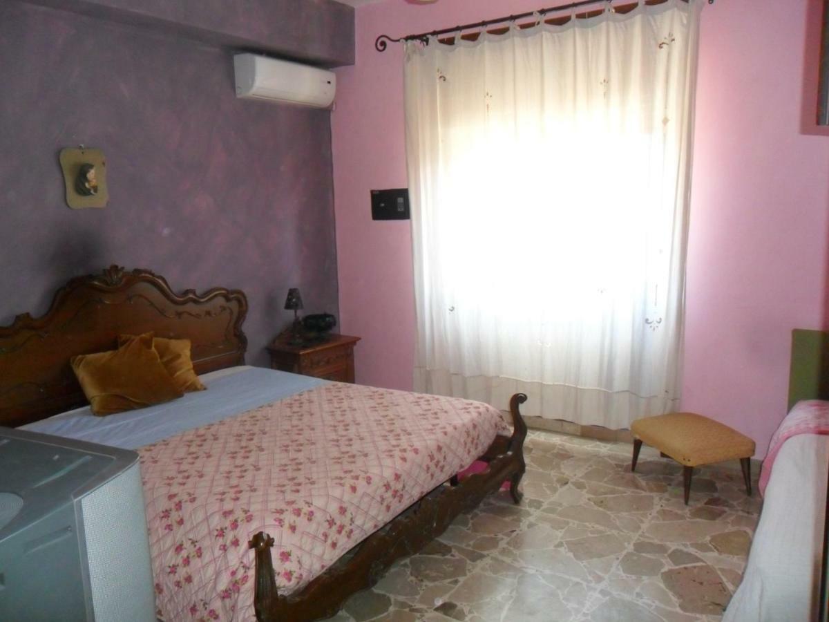 B&B Pinkhouse ミラッツォ エクステリア 写真